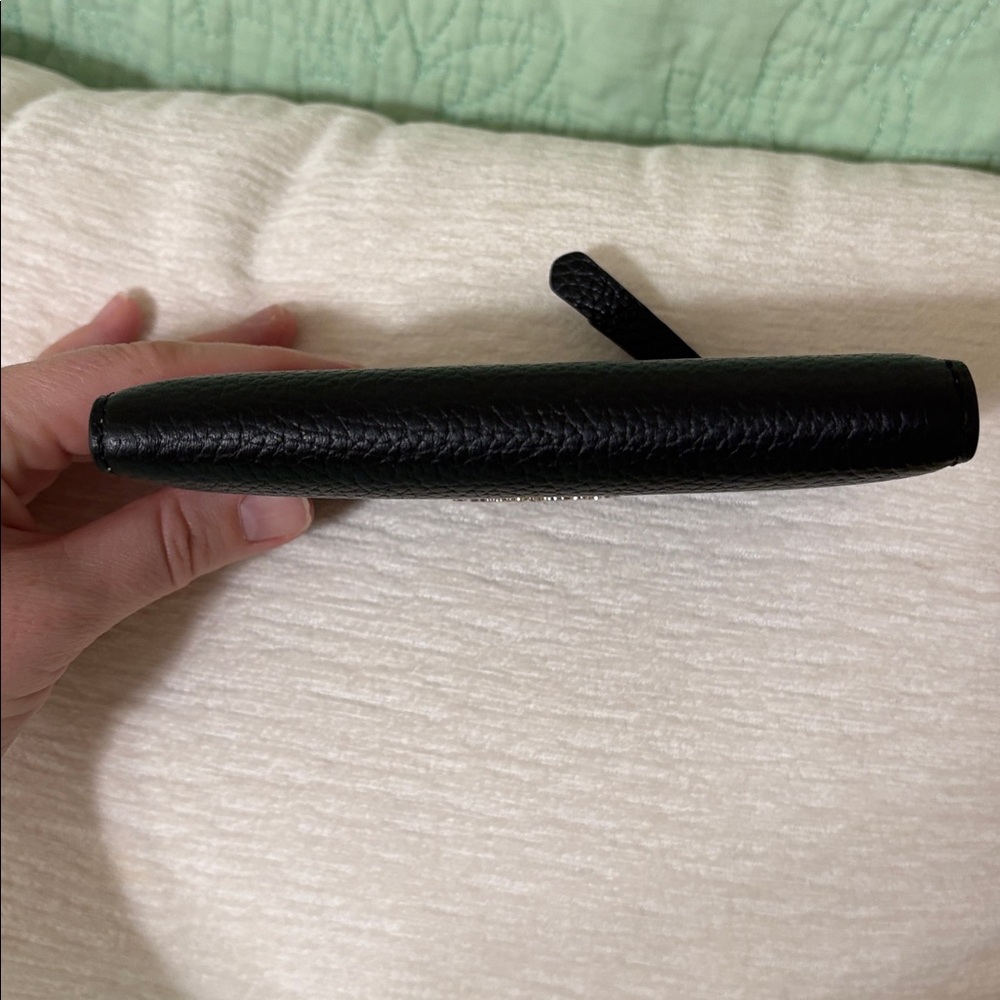 Kate Spade Wallet - Picture 7 of 7